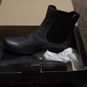 Chelsea boot Pewter size 39 (8) Arcopedico
